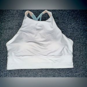 NEW AND NEVER WORN Lululemon Energy High Neck Long Line Sports Bra (Size 8)